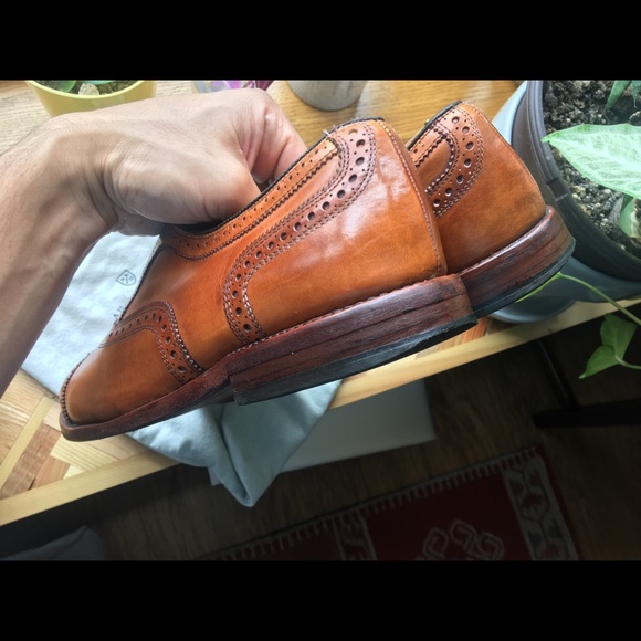 ALLEN EDMONDS 11D WALNUT STRAND MEDALLION CAP-TOE - Picture 13 of 13